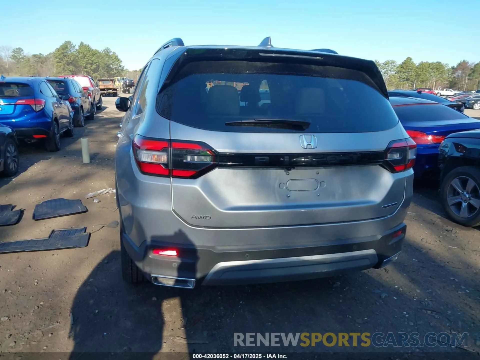 16 Photograph of a damaged car 5FNYG1H75RB014366 HONDA PILOT 2024