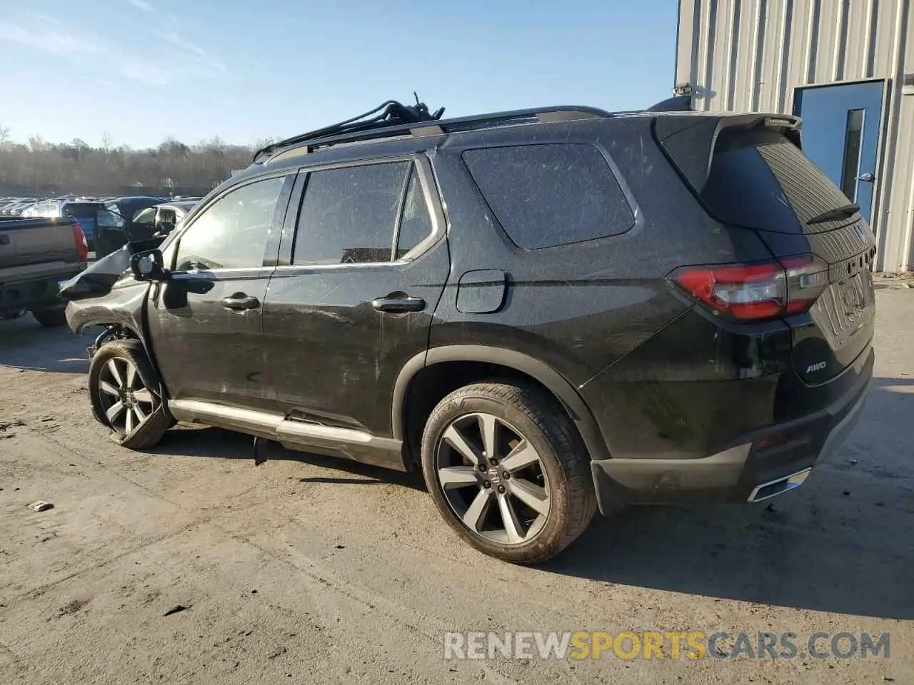2 Photograph of a damaged car 5FNYG1H75RB047738 HONDA PILOT 2024