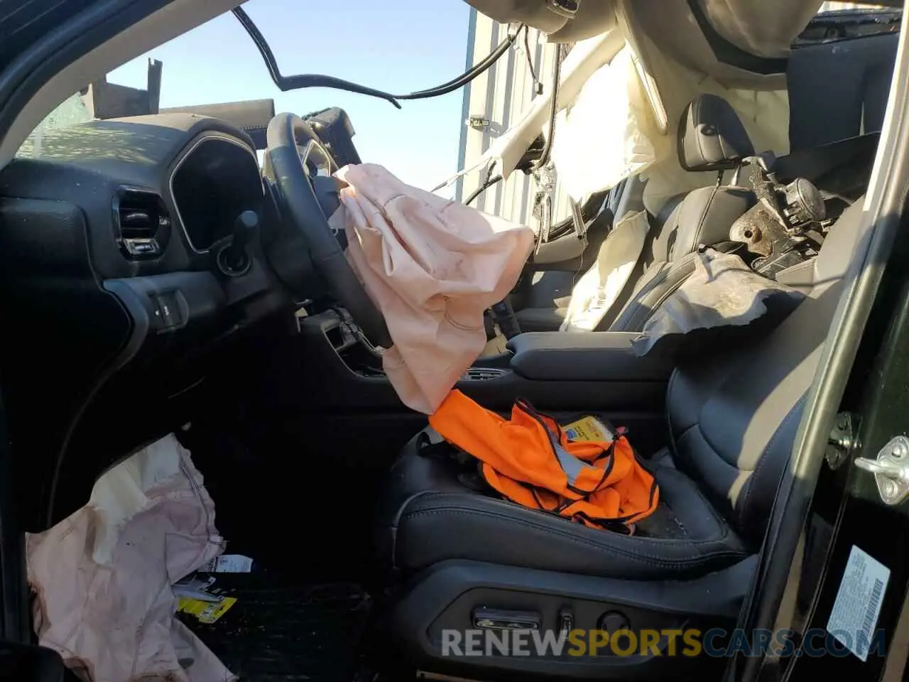 7 Photograph of a damaged car 5FNYG1H75RB047738 HONDA PILOT 2024