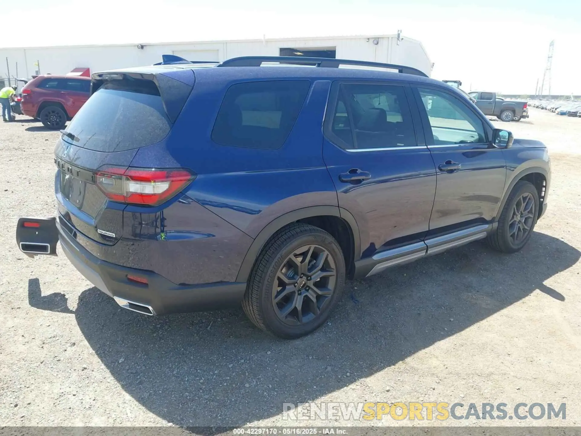 4 Photograph of a damaged car 5FNYG1H76RB026803 HONDA PILOT 2024