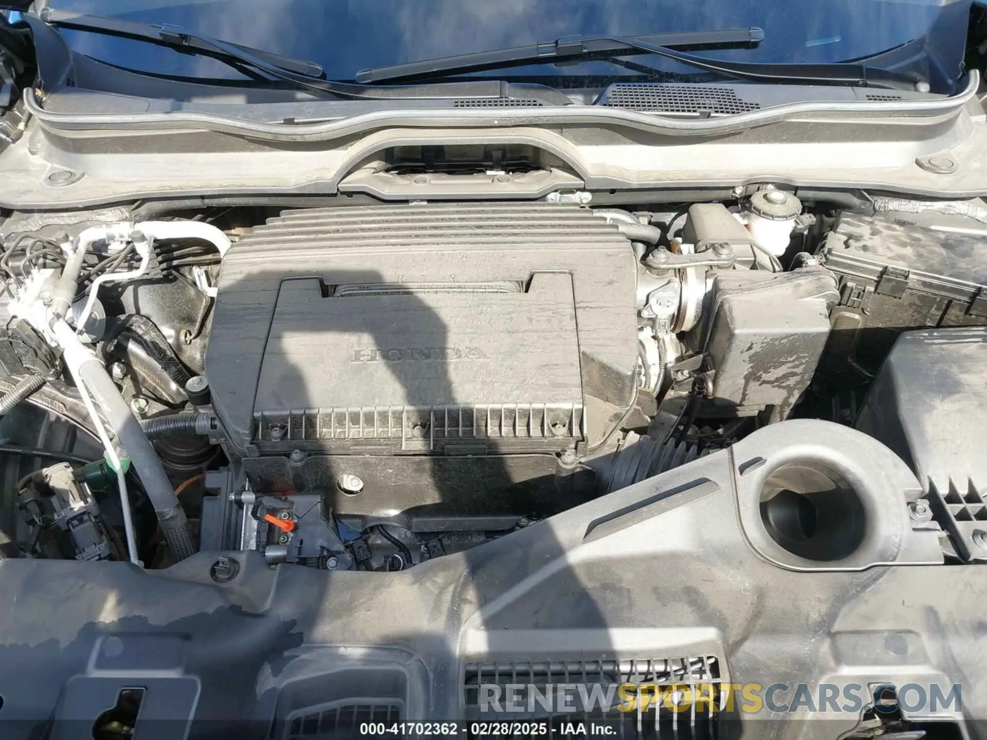 10 Photograph of a damaged car 5FNYG1H77RB043593 HONDA PILOT 2024