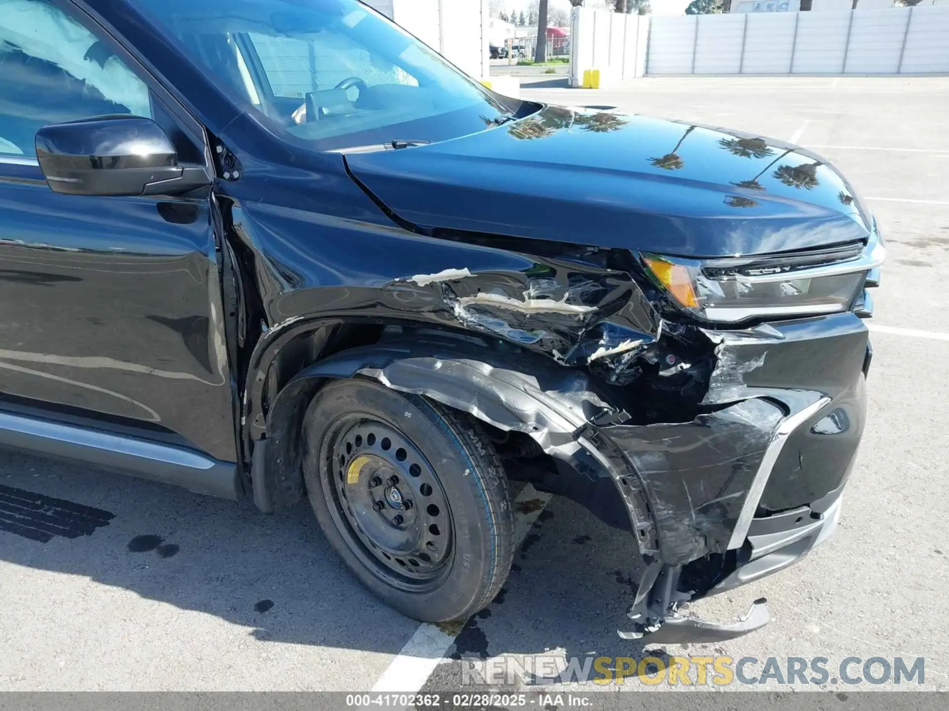 6 Photograph of a damaged car 5FNYG1H77RB043593 HONDA PILOT 2024