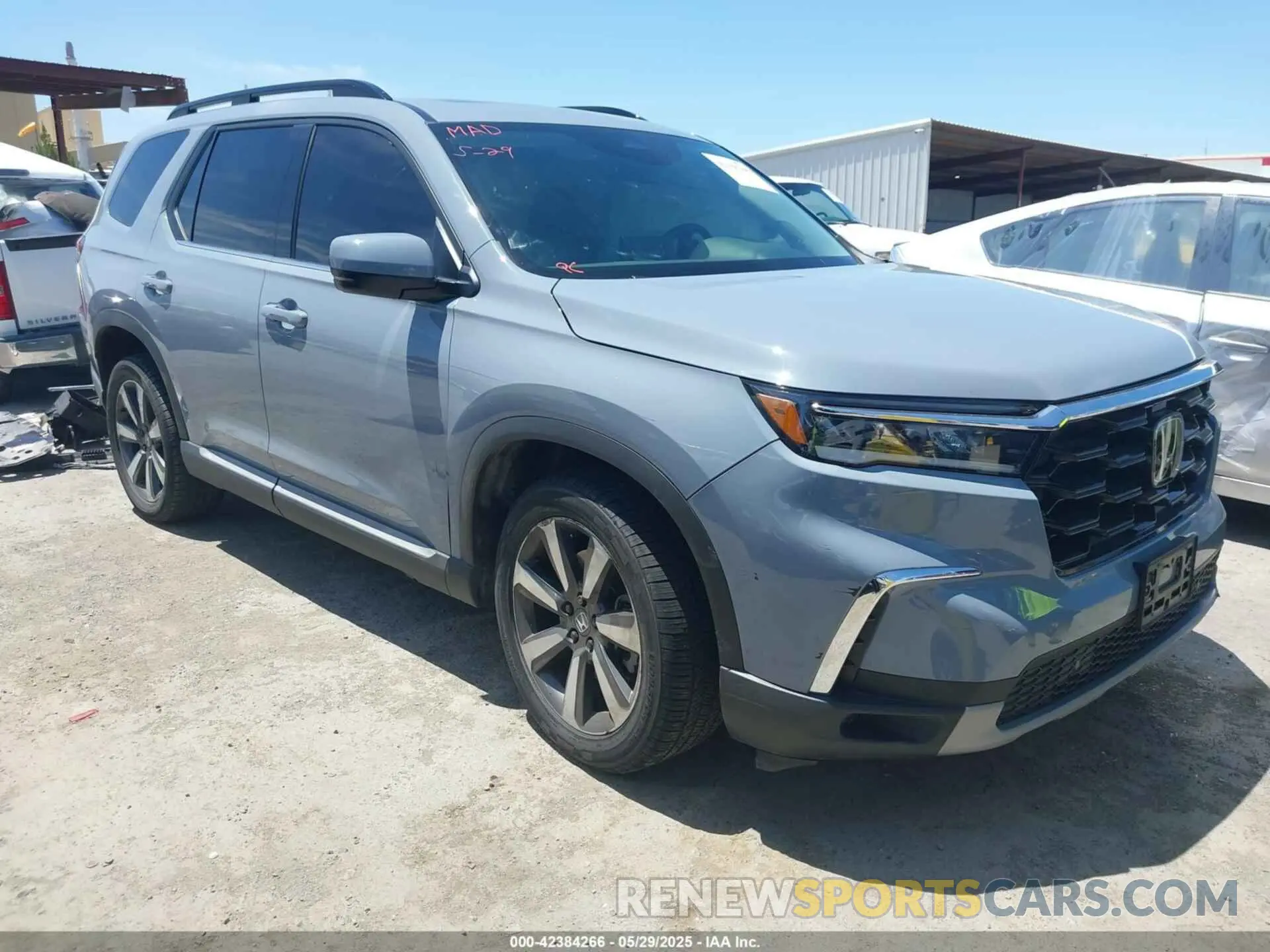 1 Photograph of a damaged car 5FNYG1H78RB039729 HONDA PILOT 2024