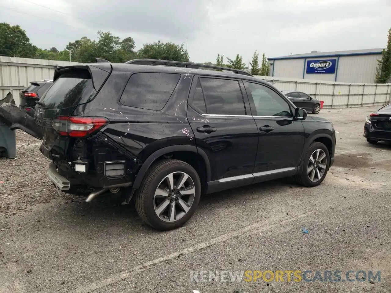 3 Photograph of a damaged car 5FNYG1H80RB038888 HONDA PILOT 2024