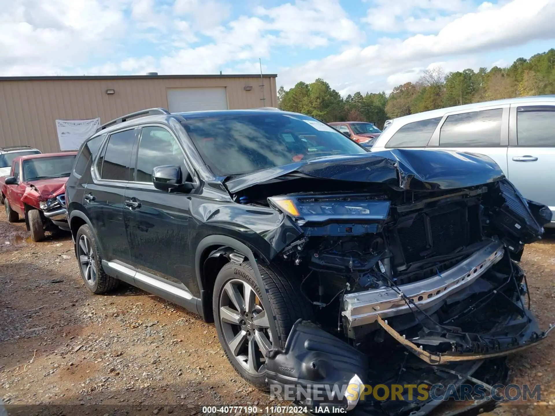 13 Photograph of a damaged car 5FNYG1H82RB013667 HONDA PILOT 2024