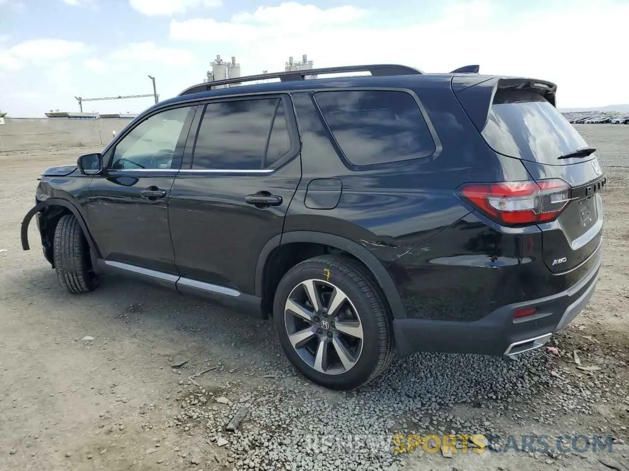 2 Photograph of a damaged car 5FNYG1H83RB016898 HONDA PILOT 2024
