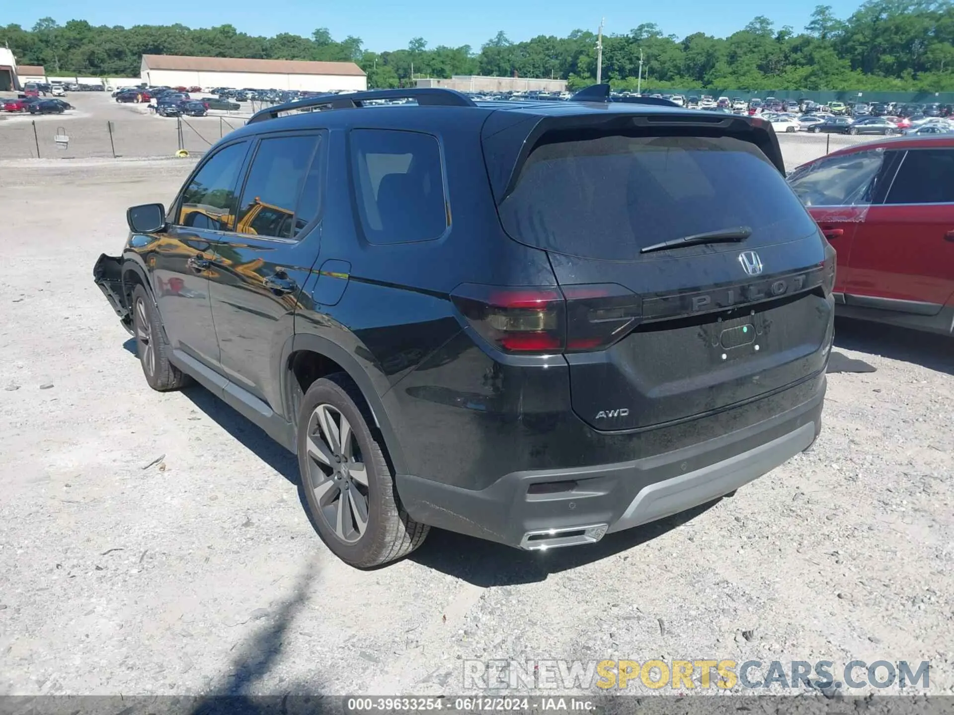3 Photograph of a damaged car 5FNYG1H85RB026901 HONDA PILOT 2024