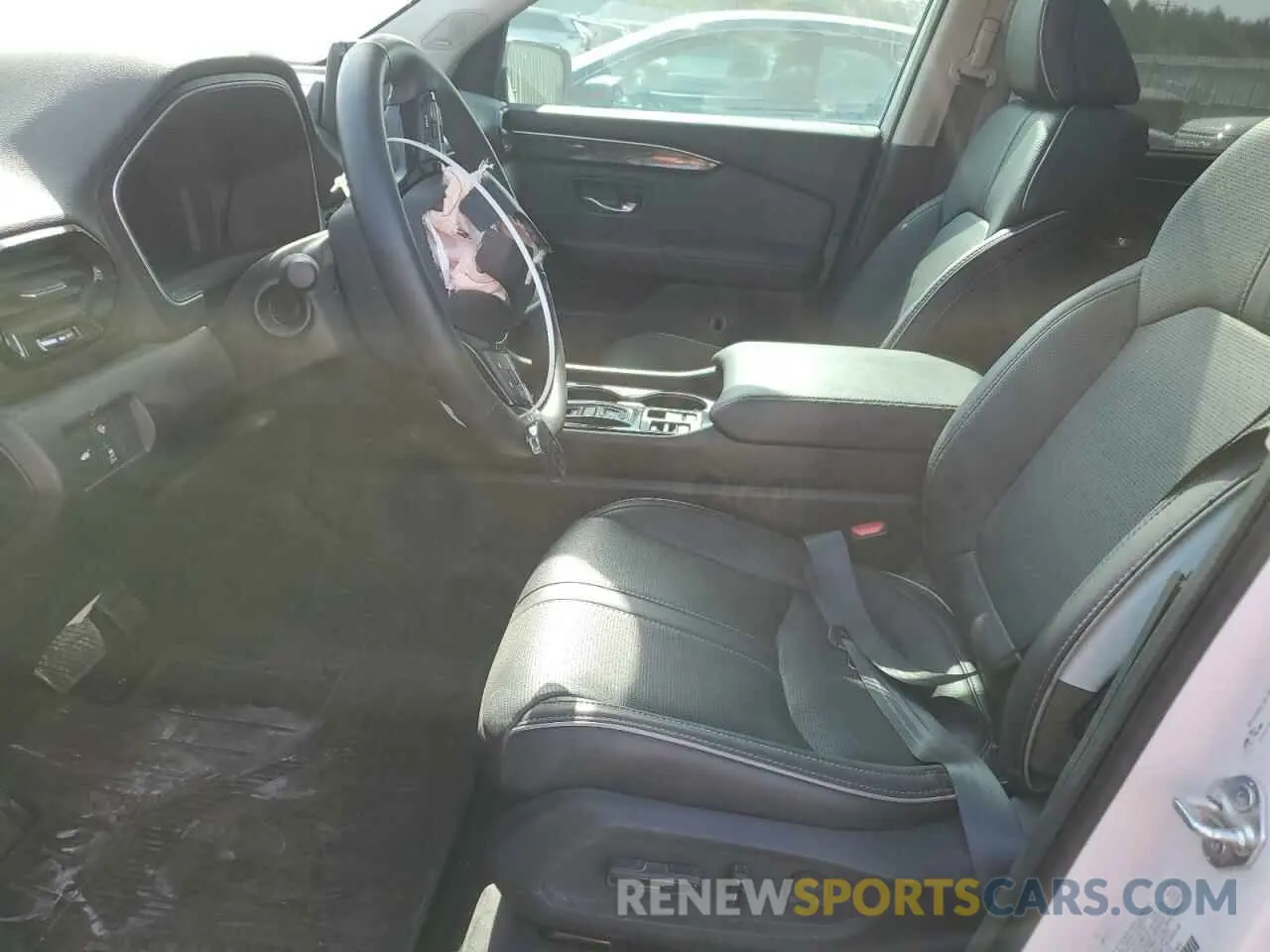 7 Photograph of a damaged car 5FNYG1H87RB009811 HONDA PILOT 2024