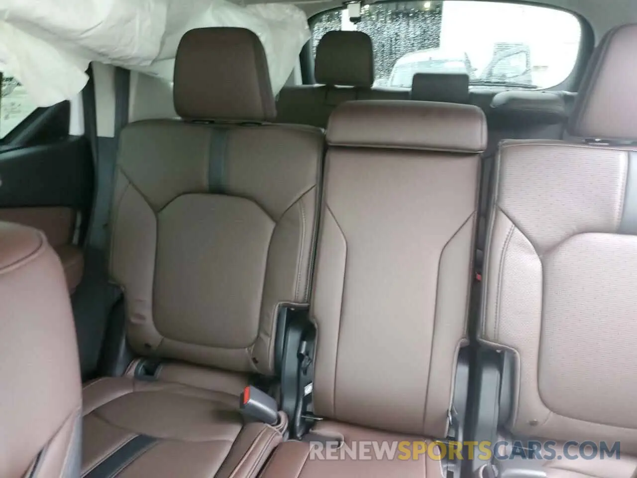 10 Photograph of a damaged car 5FNYG1H87RB036880 HONDA PILOT 2024