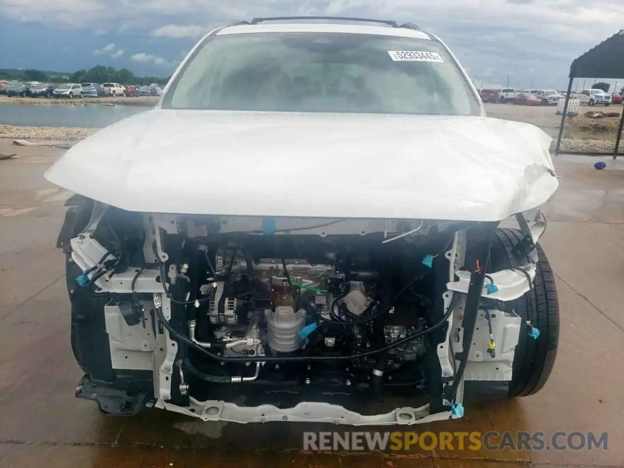 5 Photograph of a damaged car 5FNYG1H88RB009638 HONDA PILOT 2024