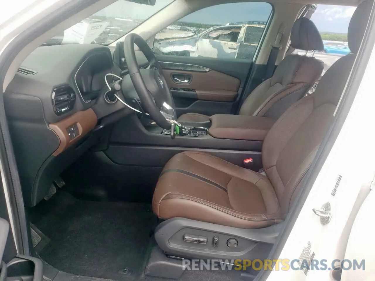7 Photograph of a damaged car 5FNYG1H88RB009638 HONDA PILOT 2024
