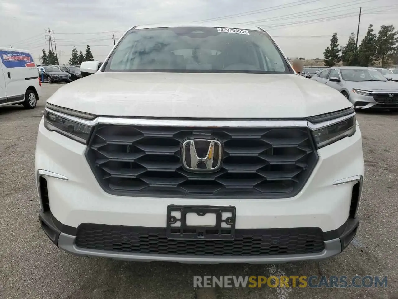 5 Photograph of a damaged car 5FNYG2H42RB015857 HONDA PILOT 2024