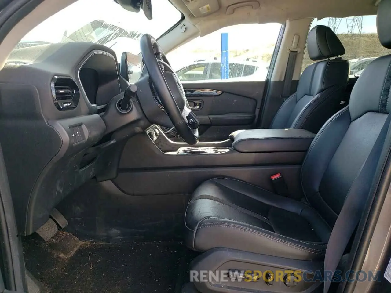 7 Photograph of a damaged car 5FNYG2H44RB000244 HONDA PILOT 2024