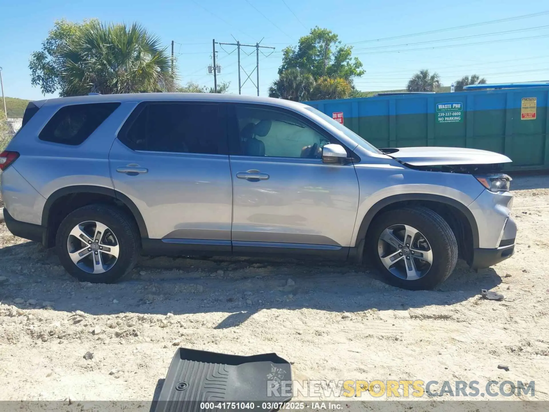 12 Photograph of a damaged car 5FNYG2H46RB009981 HONDA PILOT 2024