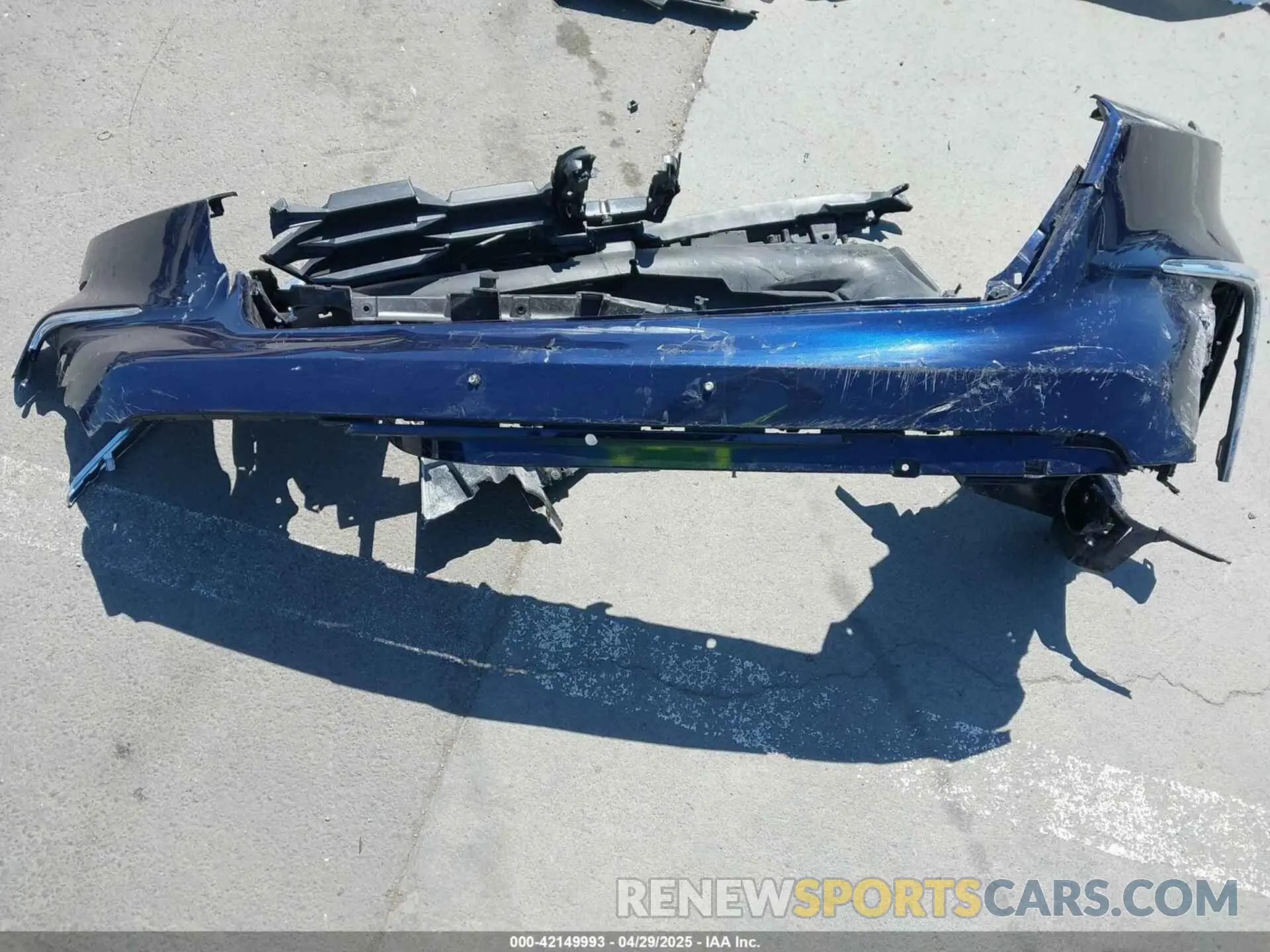 17 Photograph of a damaged car 5FNYG2H4XRB005707 HONDA PILOT 2024