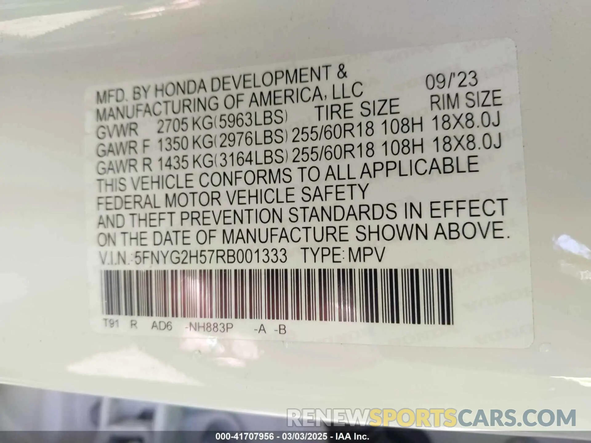 9 Photograph of a damaged car 5FNYG2H57RB001333 HONDA PILOT 2024