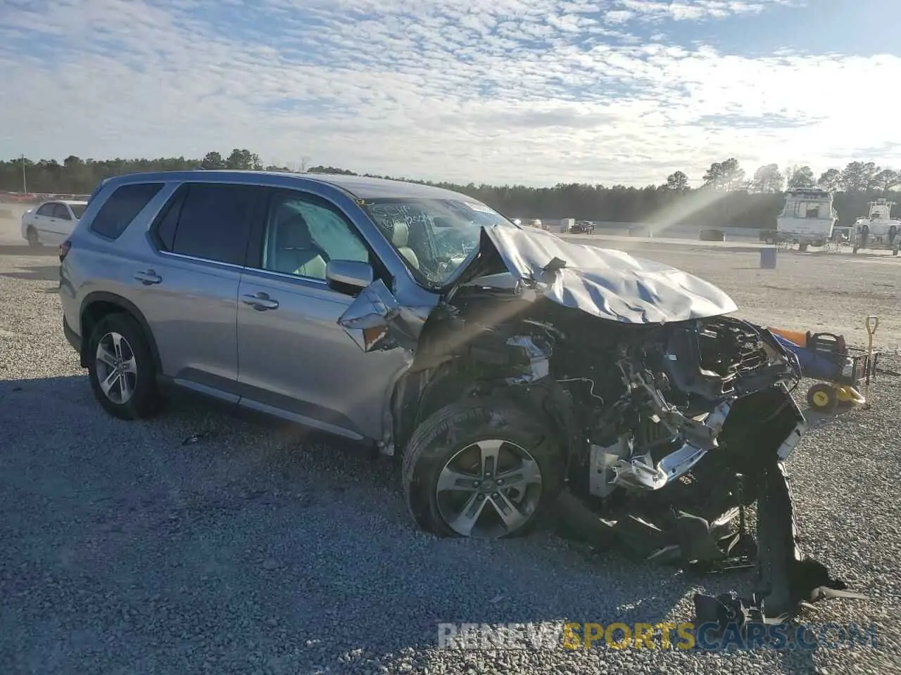 4 Photograph of a damaged car 5FNYG2H57RB006127 HONDA PILOT 2024