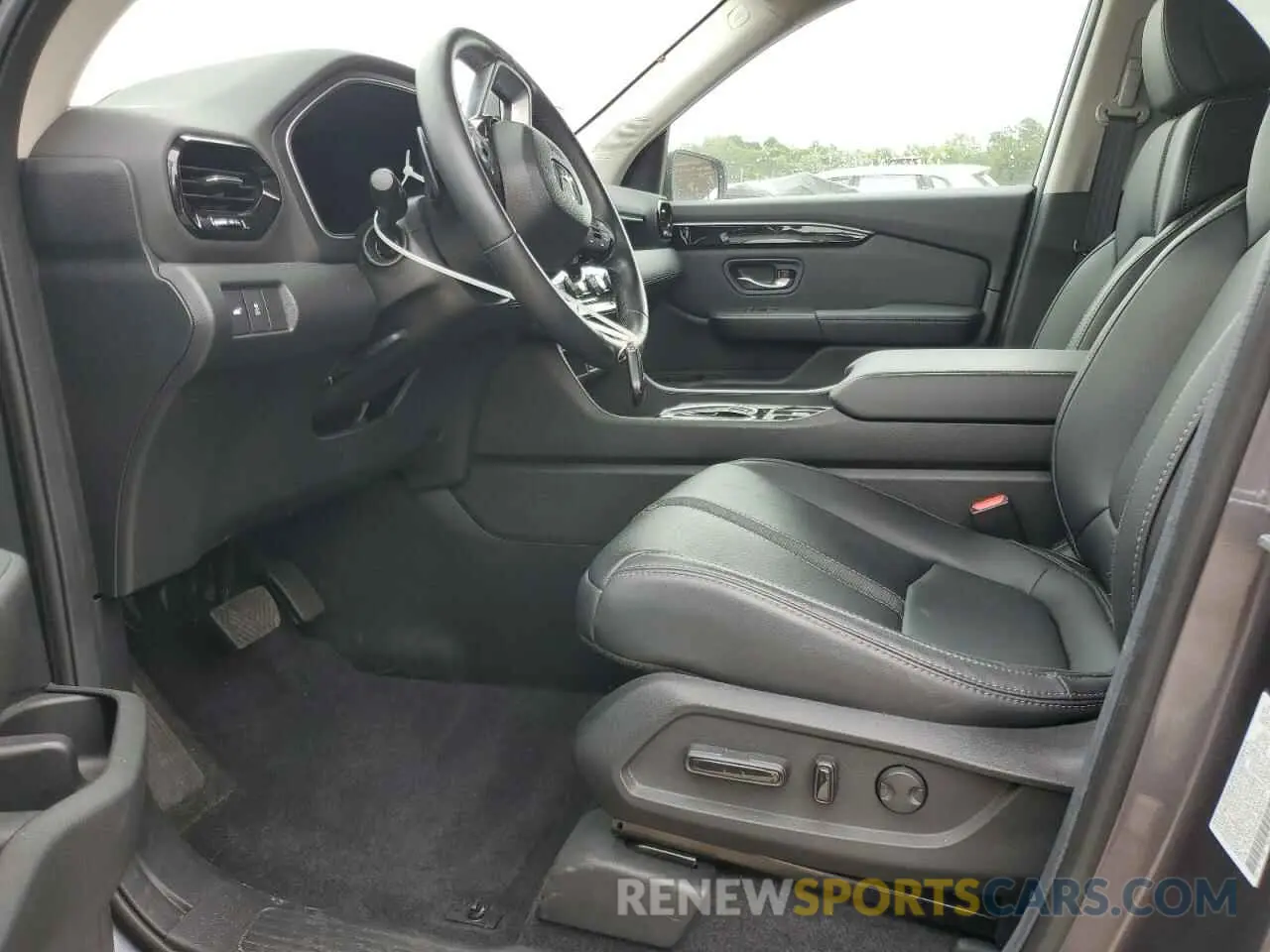 7 Photograph of a damaged car 5FNYG2H57RB016317 HONDA PILOT 2024