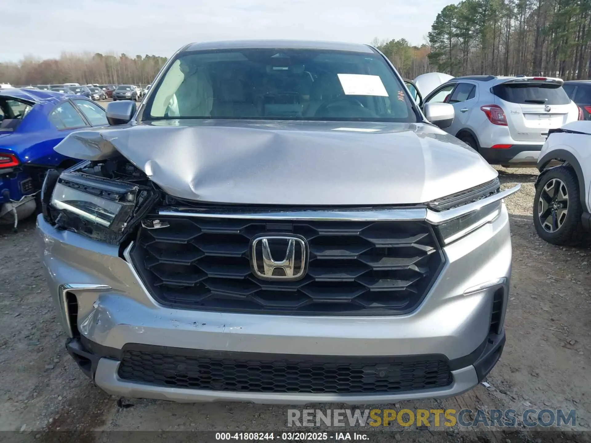12 Photograph of a damaged car 5FNYG2H59RB010020 HONDA PILOT 2024