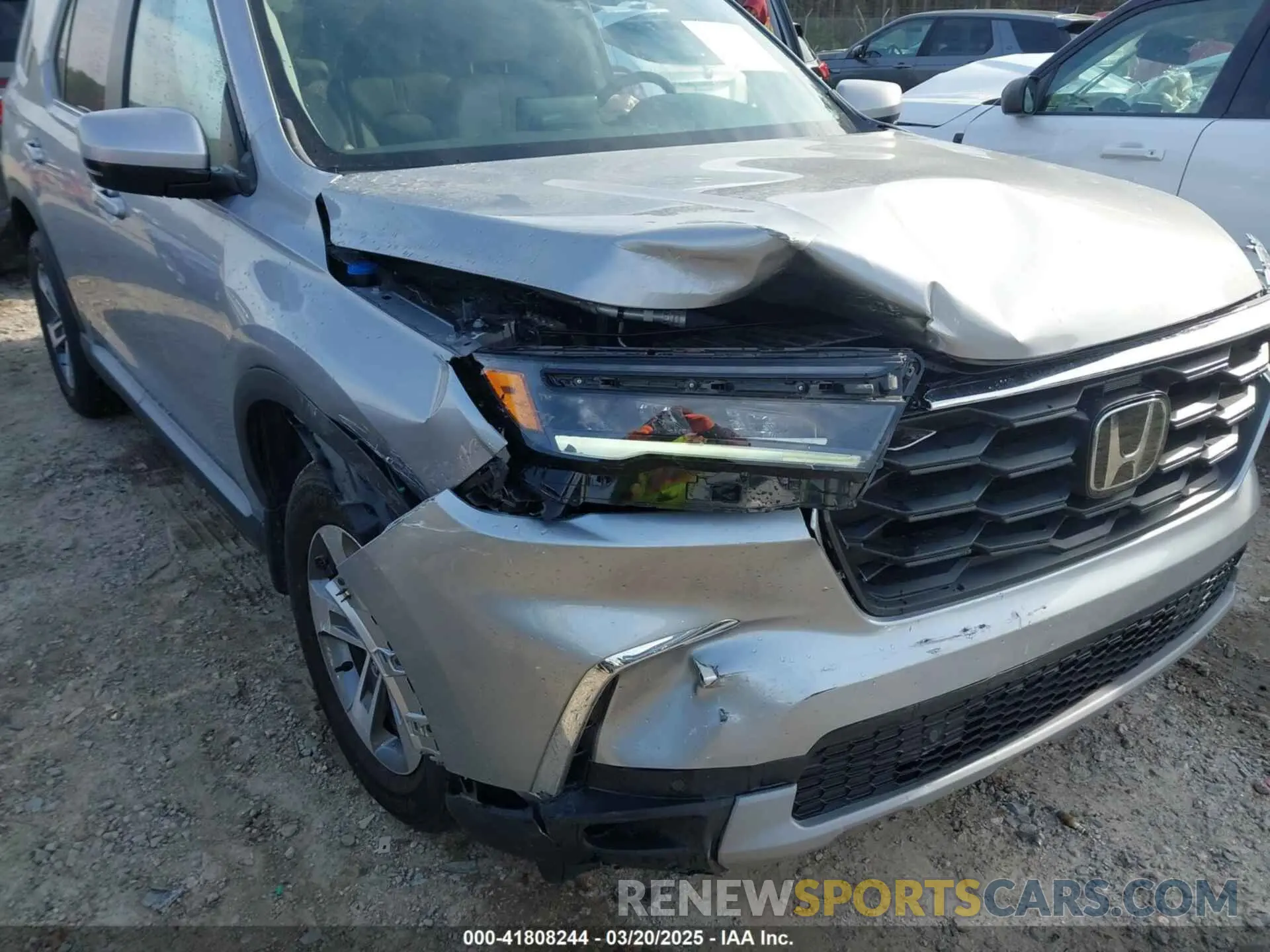 6 Photograph of a damaged car 5FNYG2H59RB010020 HONDA PILOT 2024