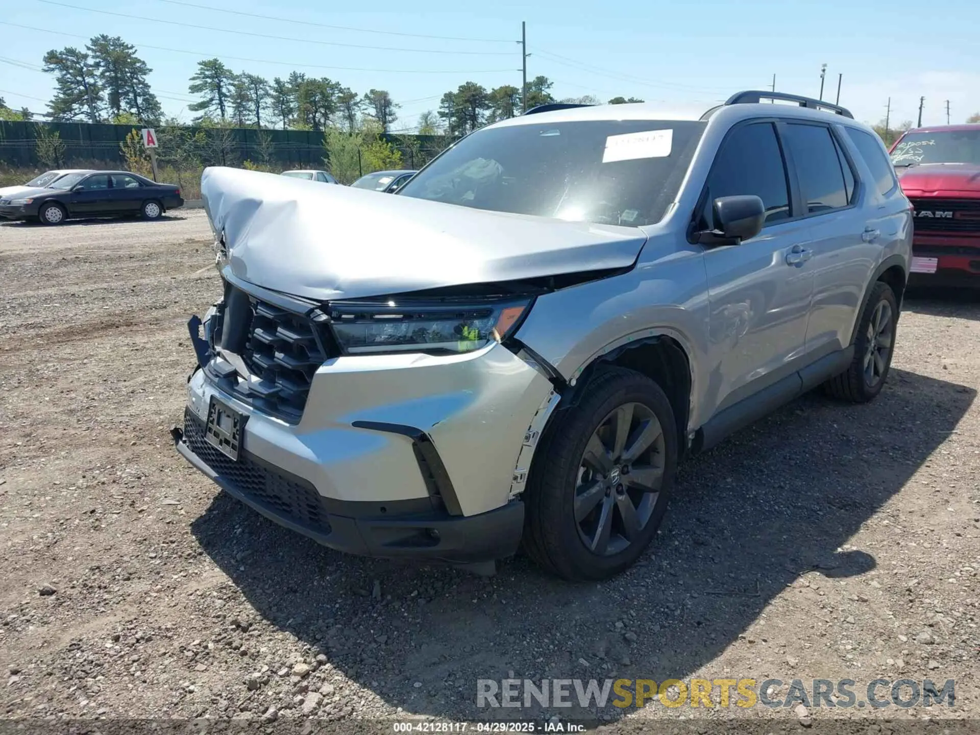 2 Photograph of a damaged car 5FNYG1H38SB017782 HONDA PILOT 2025