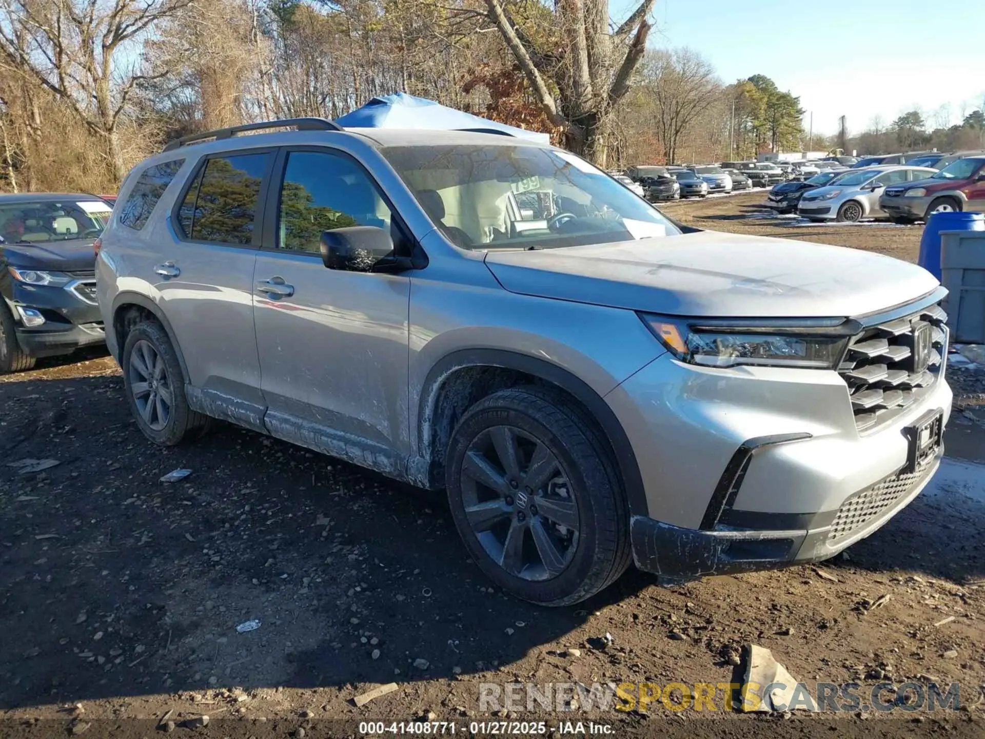 13 Photograph of a damaged car 5FNYG1H39SB017788 HONDA PILOT 2025