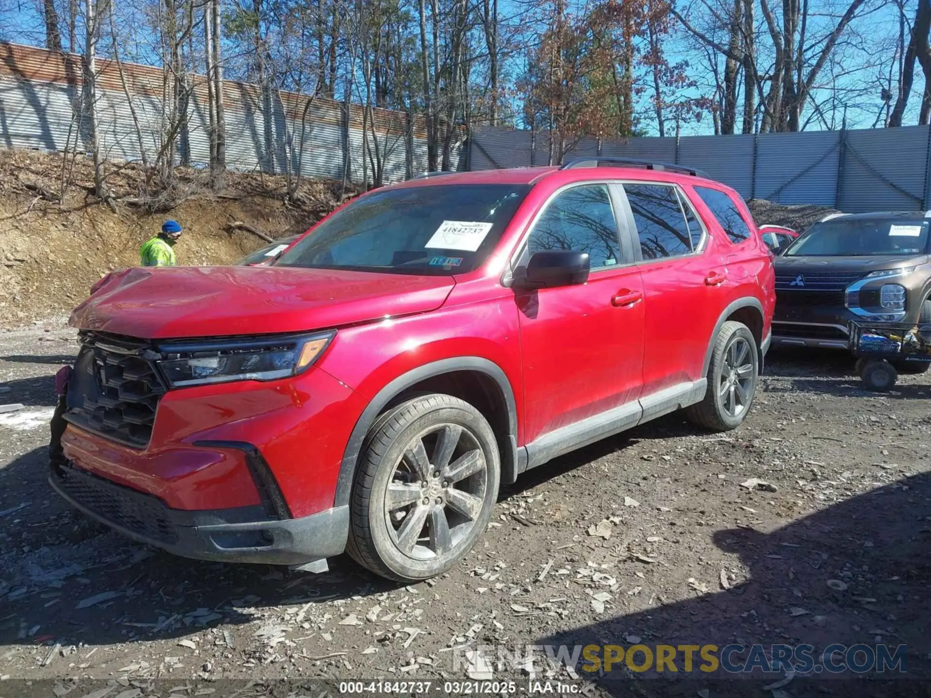 2 Photograph of a damaged car 5FNYG1H3XSB008811 HONDA PILOT 2025