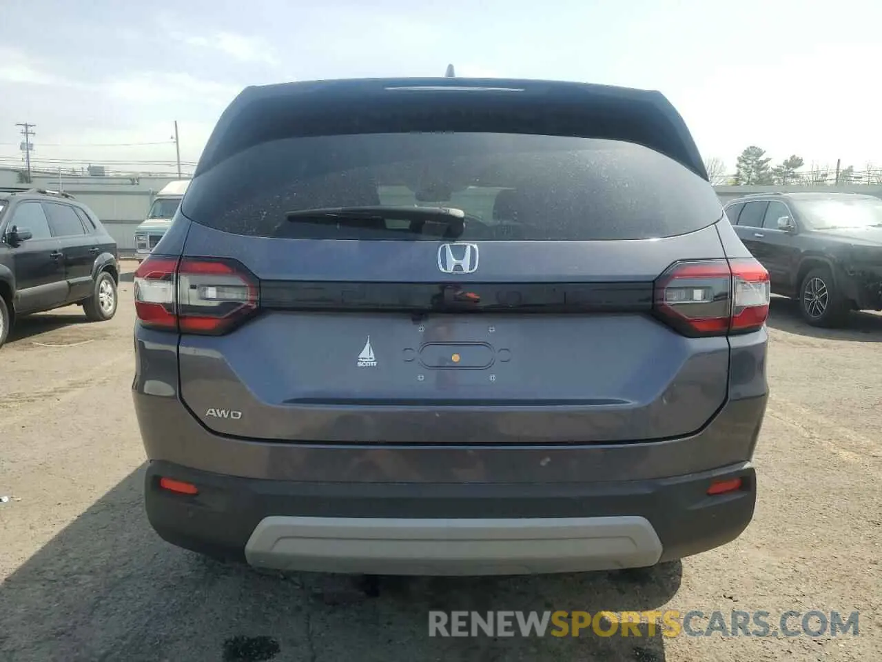 6 Photograph of a damaged car 5FNYG1H41SB049174 HONDA PILOT 2025