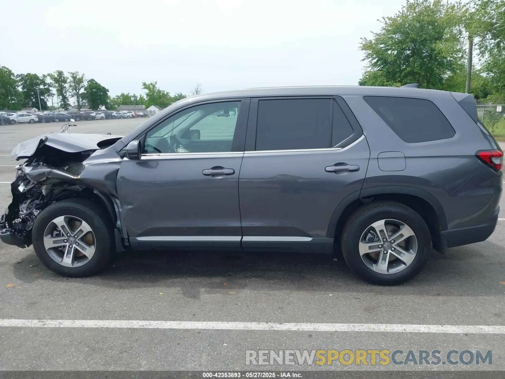14 Photograph of a damaged car 5FNYG1H43SB105597 HONDA PILOT 2025