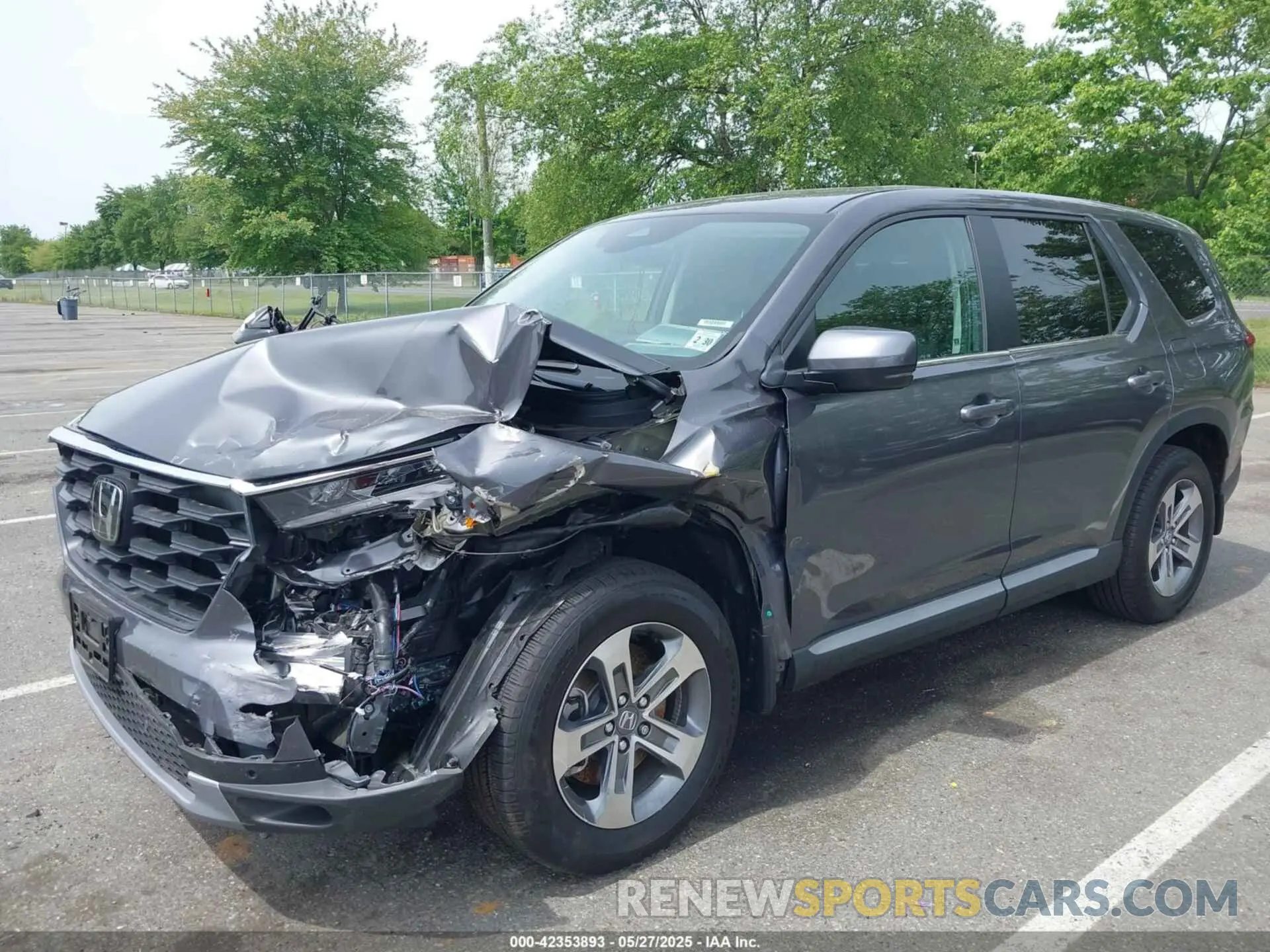 2 Photograph of a damaged car 5FNYG1H43SB105597 HONDA PILOT 2025