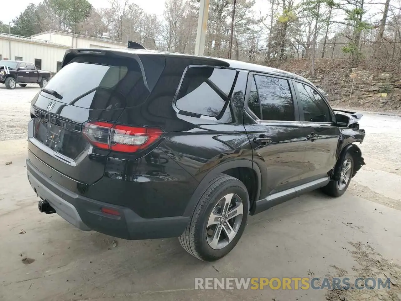 3 Photograph of a damaged car 5FNYG1H46SB042107 HONDA PILOT 2025