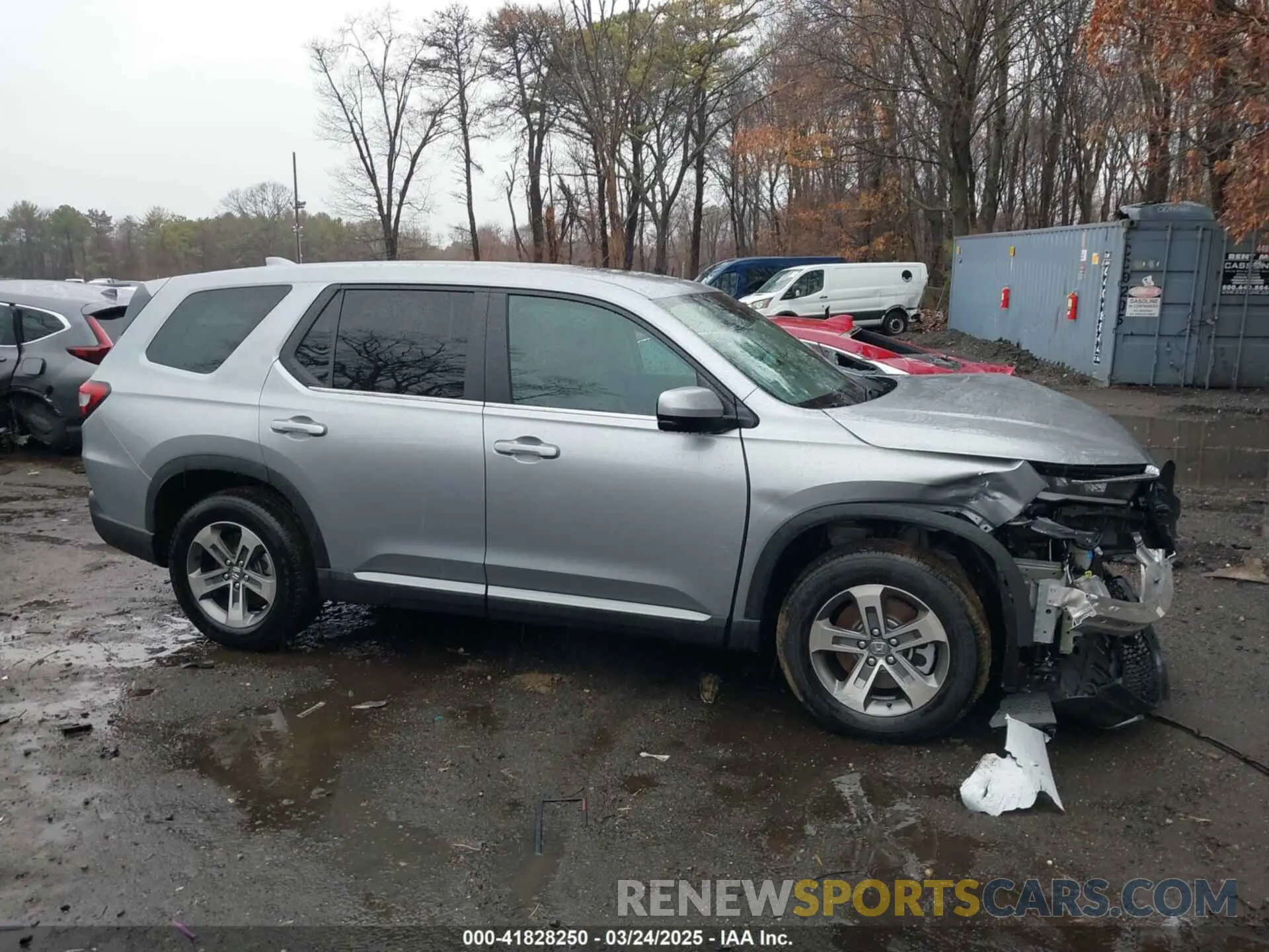 12 Photograph of a damaged car 5FNYG1H46SB065225 HONDA PILOT 2025