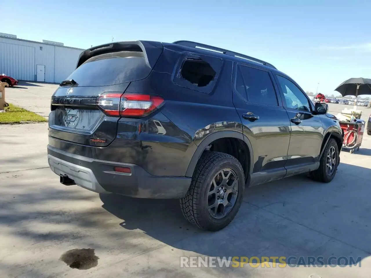3 Photograph of a damaged car 5FNYG1H61SB036233 HONDA PILOT 2025