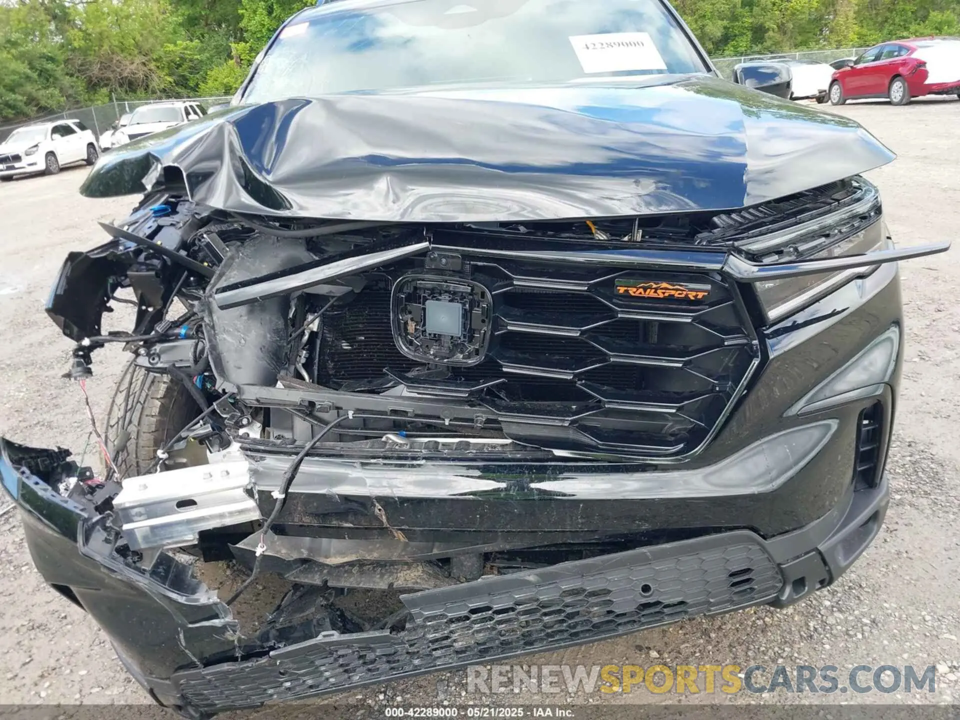 18 Photograph of a damaged car 5FNYG1H64SB022665 HONDA PILOT 2025