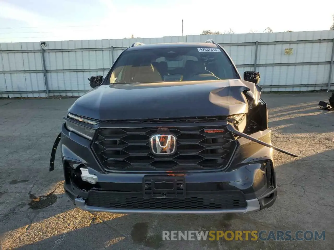 5 Photograph of a damaged car 5FNYG1H65SB067792 HONDA PILOT 2025