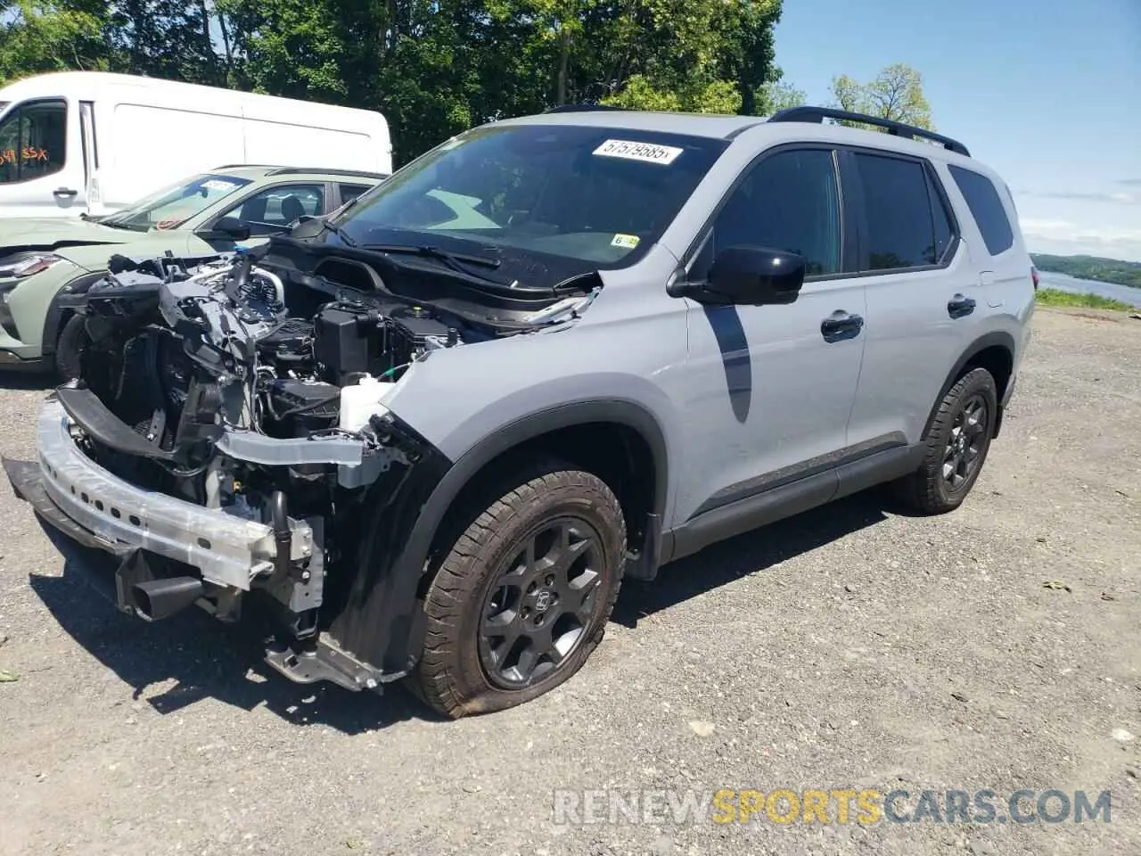 1 Photograph of a damaged car 5FNYG1H6XSB025148 HONDA PILOT 2025