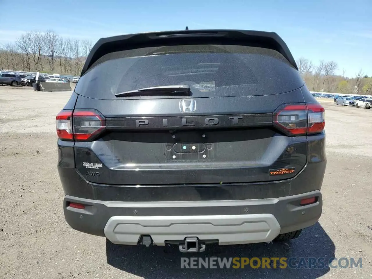 6 Photograph of a damaged car 5FNYG1H6XSB053824 HONDA PILOT 2025
