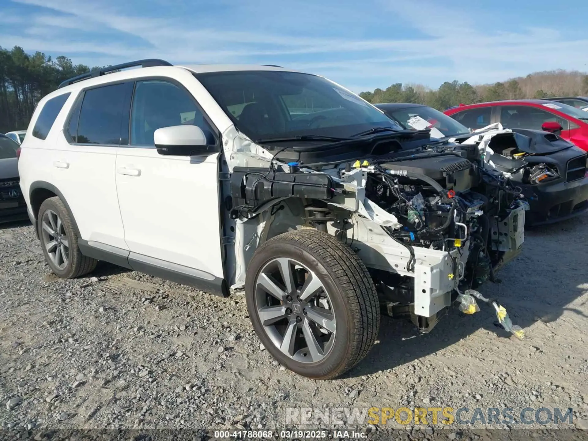 1 Photograph of a damaged car 5FNYG1H74SB041970 HONDA PILOT 2025