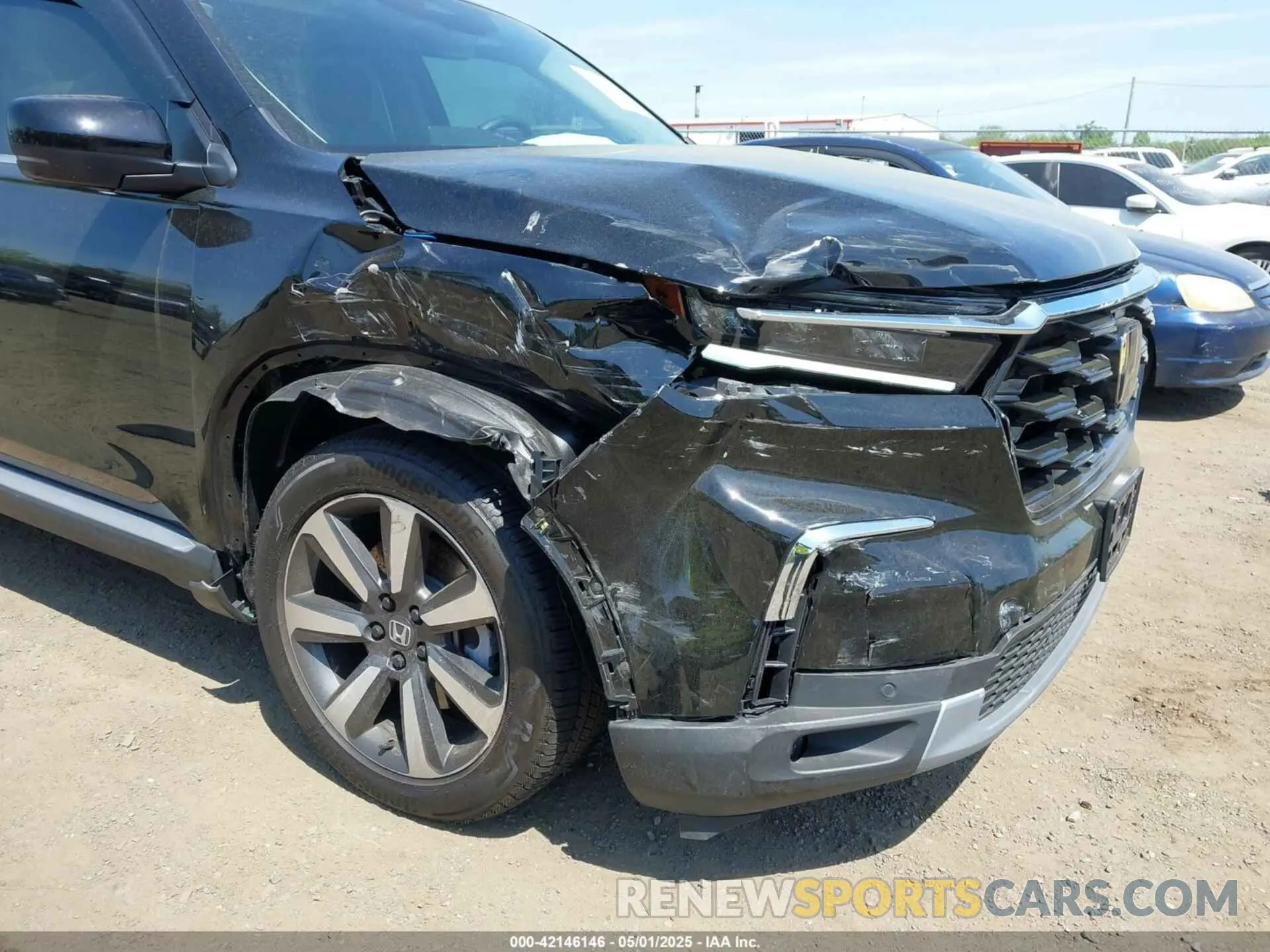 6 Photograph of a damaged car 5FNYG1H78SB076429 HONDA PILOT 2025