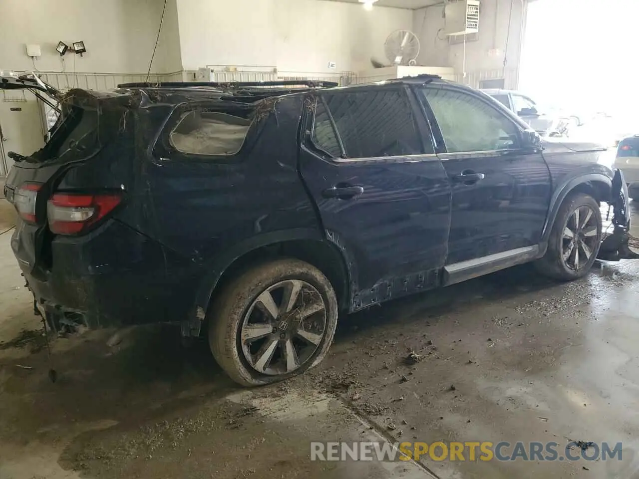 3 Photograph of a damaged car 5FNYG1H79SB043794 HONDA PILOT 2025