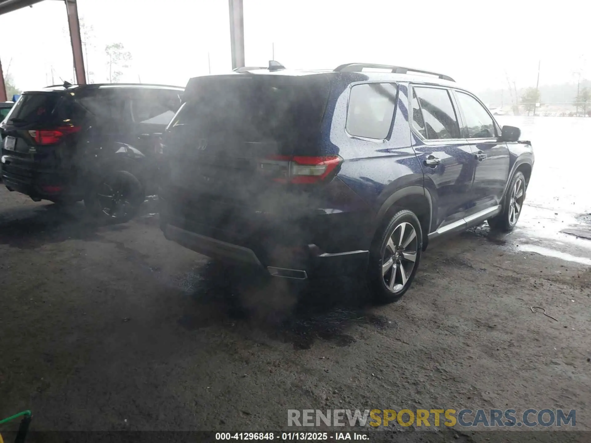4 Photograph of a damaged car 5FNYG1H82SB020687 HONDA PILOT 2025