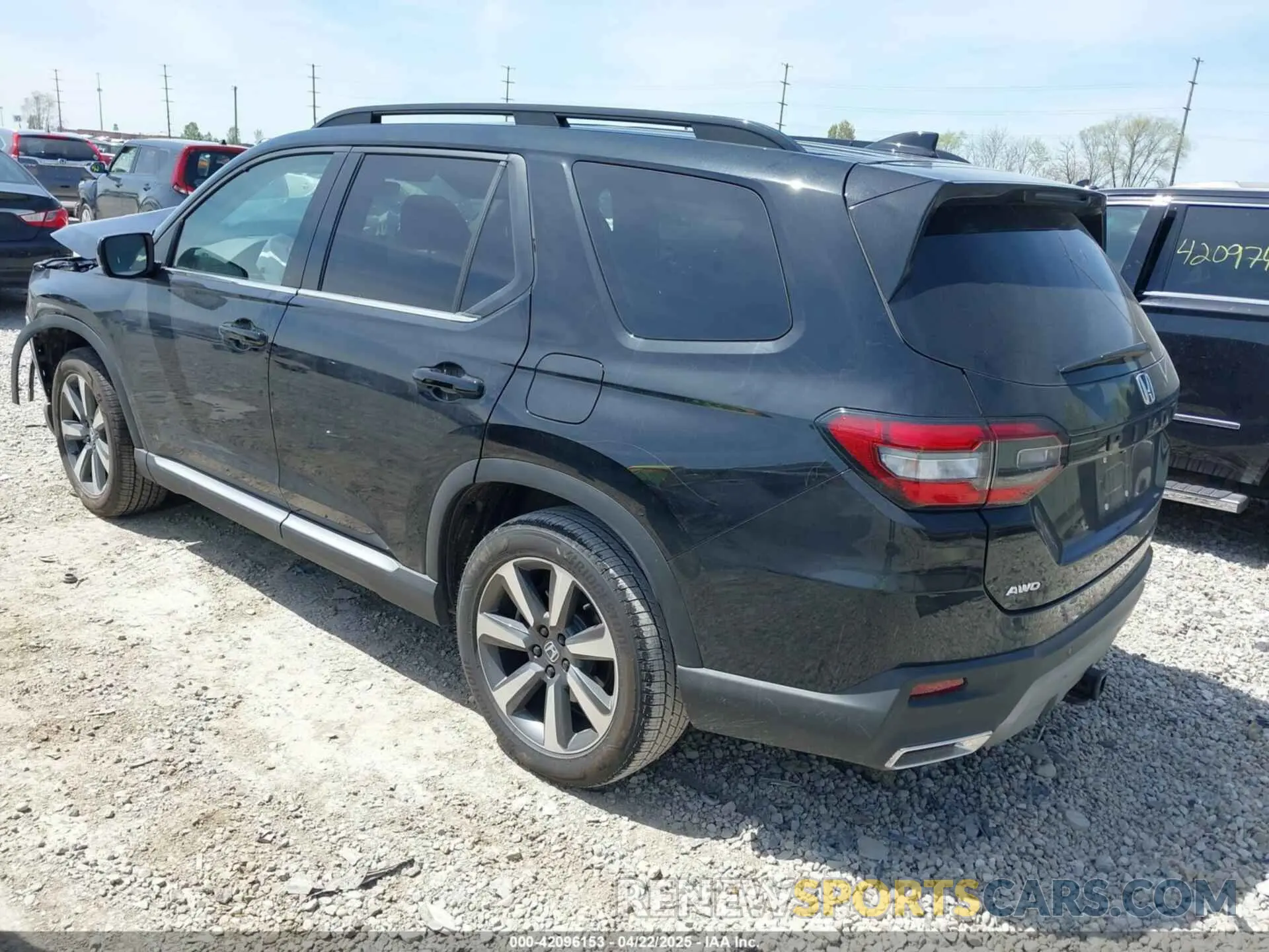3 Photograph of a damaged car 5FNYG1H82SB094112 HONDA PILOT 2025