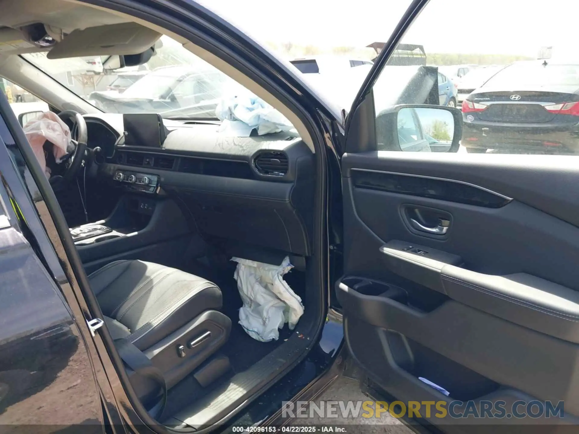 5 Photograph of a damaged car 5FNYG1H82SB094112 HONDA PILOT 2025