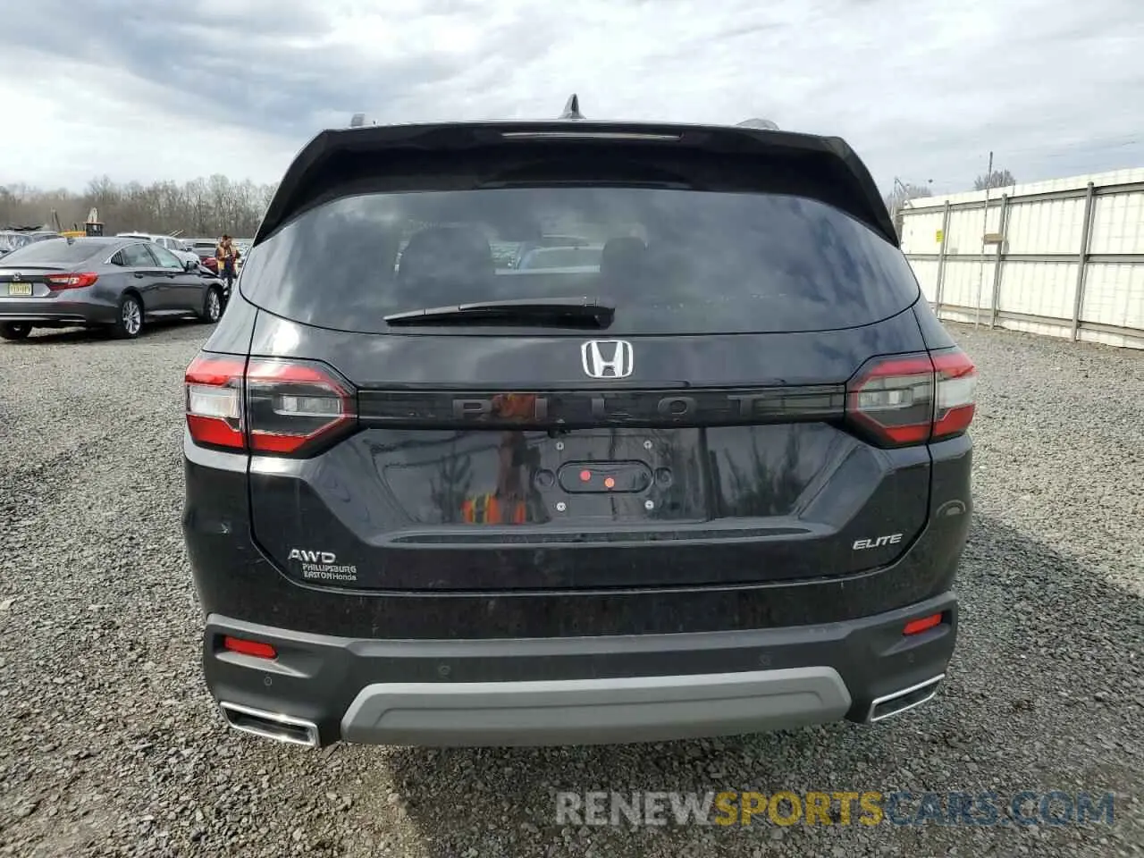 6 Photograph of a damaged car 5FNYG1H83SB028135 HONDA PILOT 2025