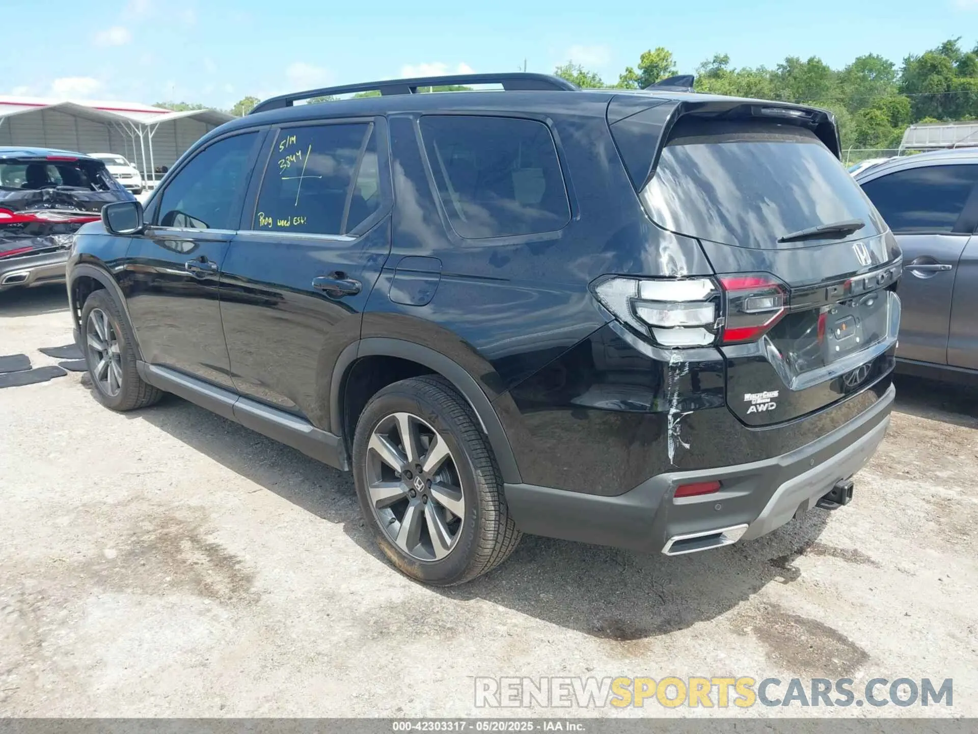 3 Photograph of a damaged car 5FNYG1H83SB039166 HONDA PILOT 2025