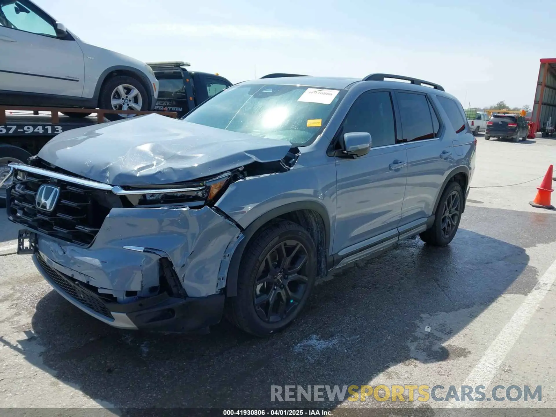 2 Photograph of a damaged car 5FNYG1H85SB003933 HONDA PILOT 2025