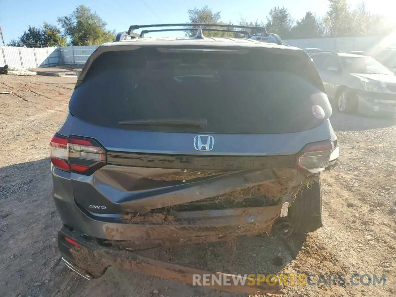 6 Photograph of a damaged car 5FNYG1H86SB060061 HONDA PILOT 2025