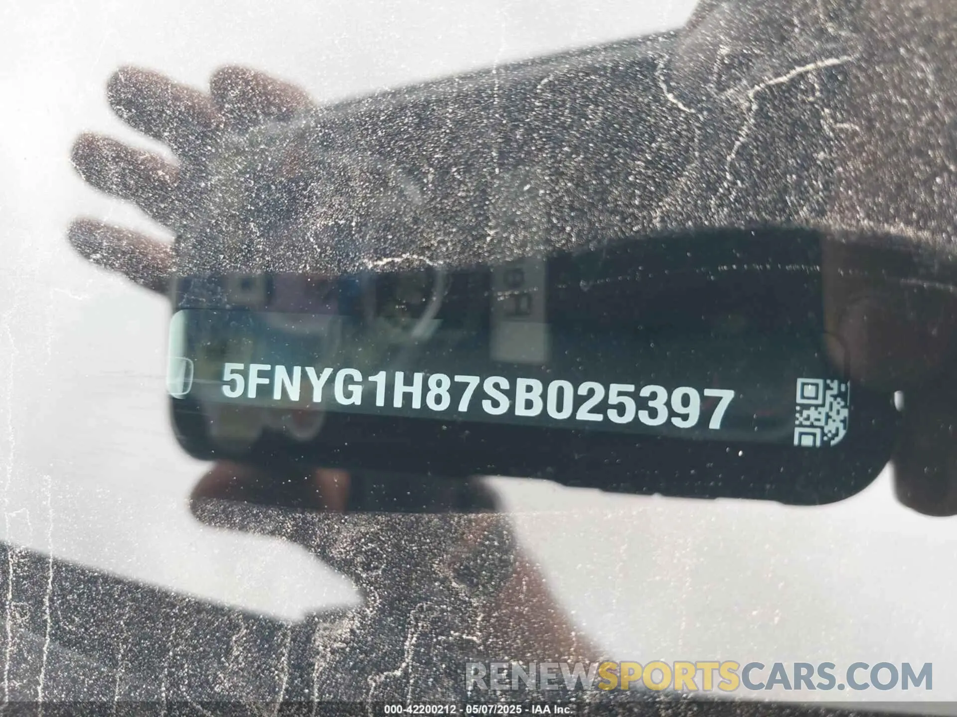 9 Photograph of a damaged car 5FNYG1H87SB025397 HONDA PILOT 2025