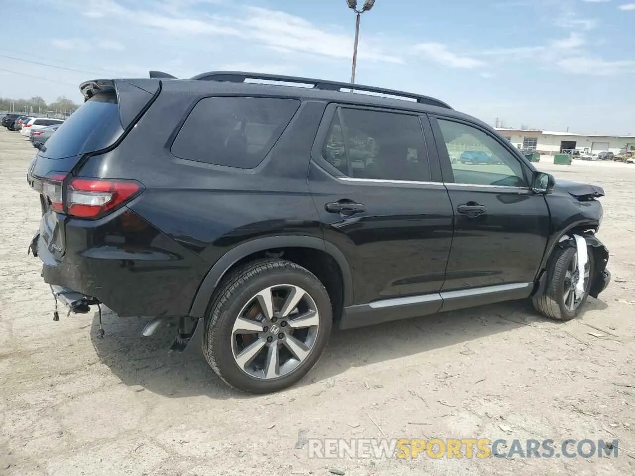 3 Photograph of a damaged car 5FNYG1H89SB114808 HONDA PILOT 2025