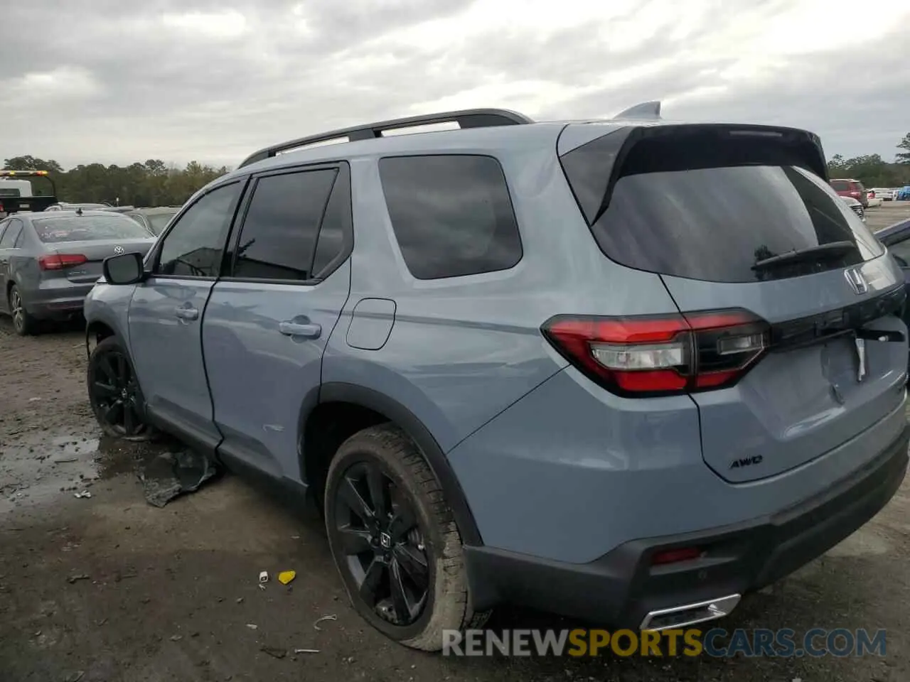 2 Photograph of a damaged car 5FNYG1H90SB083215 HONDA PILOT 2025